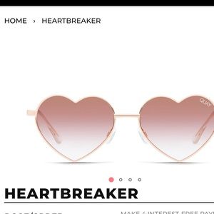 Quay Australia Heartbreaker sunglasses in Rose